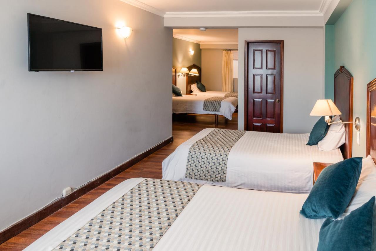 Hotel Libertador Loja Buitenkant foto